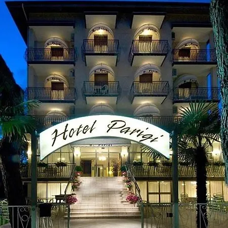 Hotel Parigi 3*